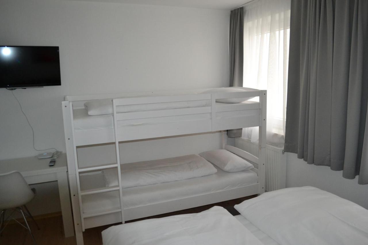 Platia - Rooms Guenzburg Exterior photo