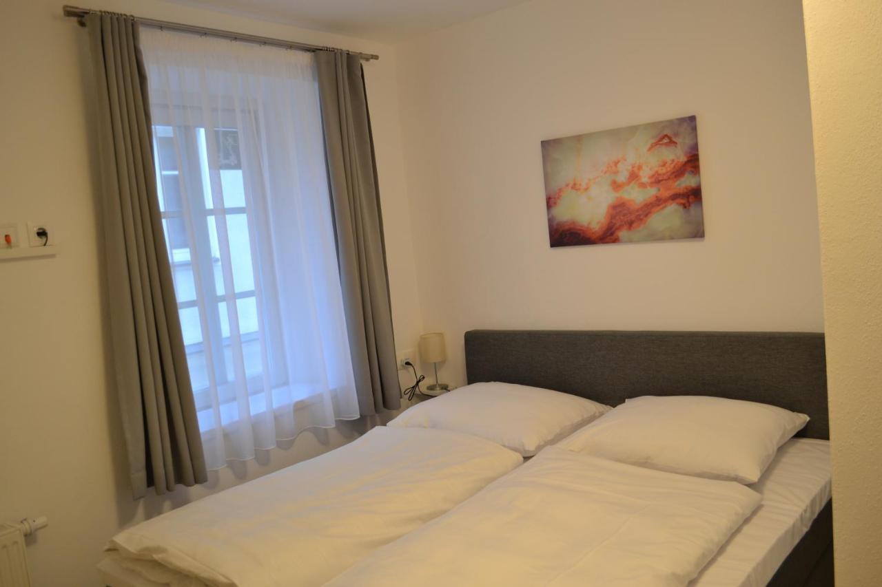 Platia - Rooms Guenzburg Exterior photo